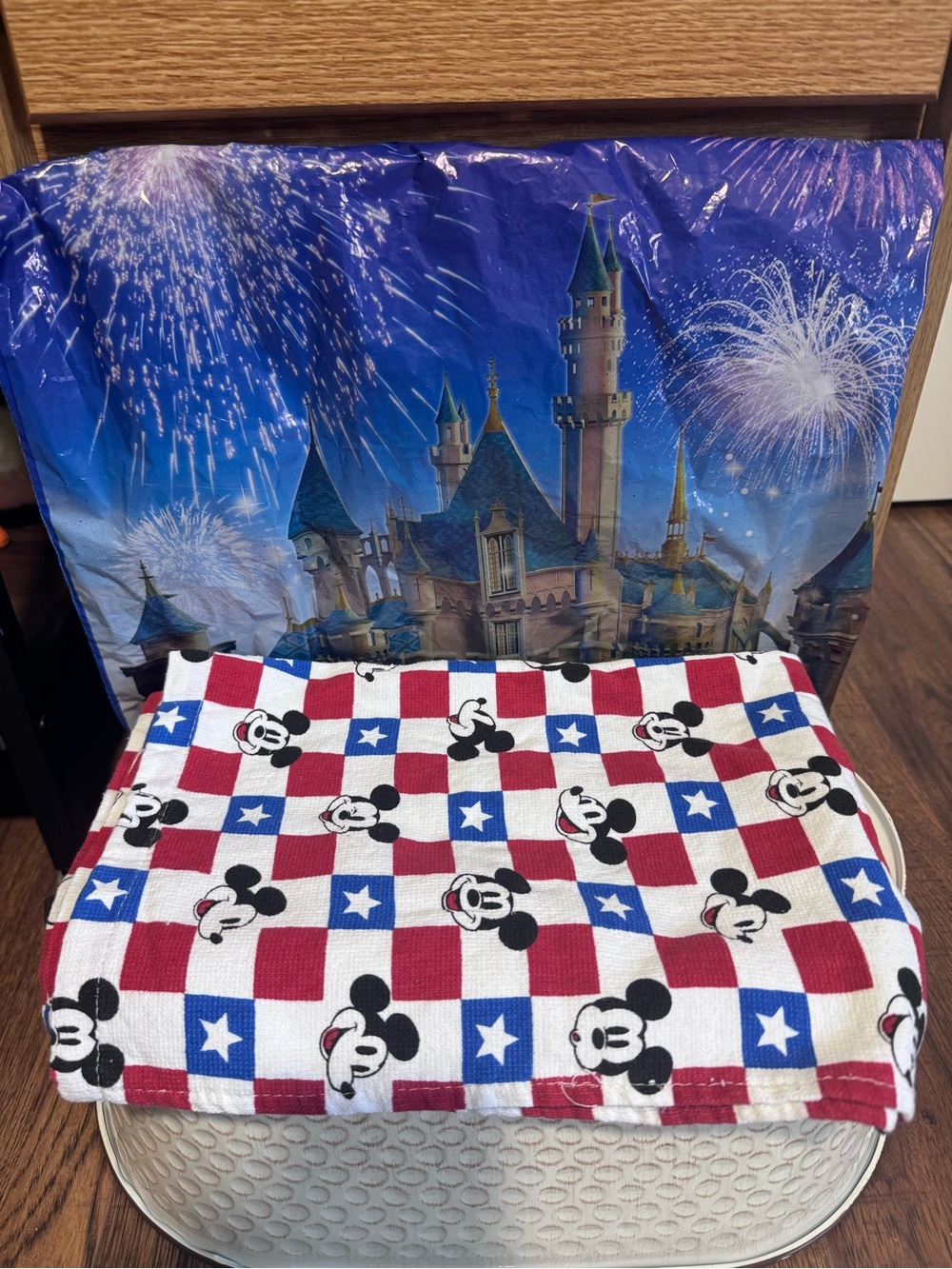 USA Mickey dish towel